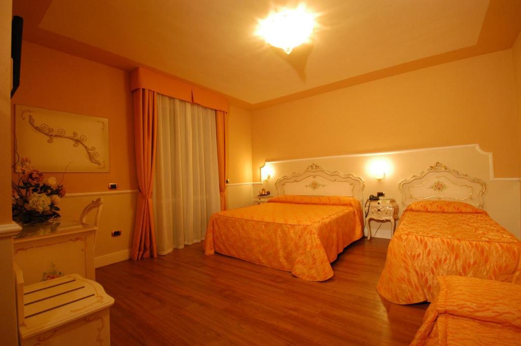 Hotel Confine Colà Oda fotoğraf