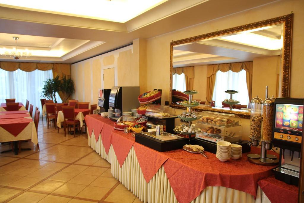 Hotel Confine Colà Dış mekan fotoğraf