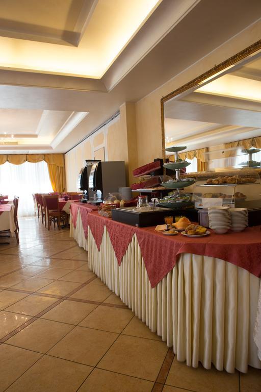 Hotel Confine Colà Dış mekan fotoğraf