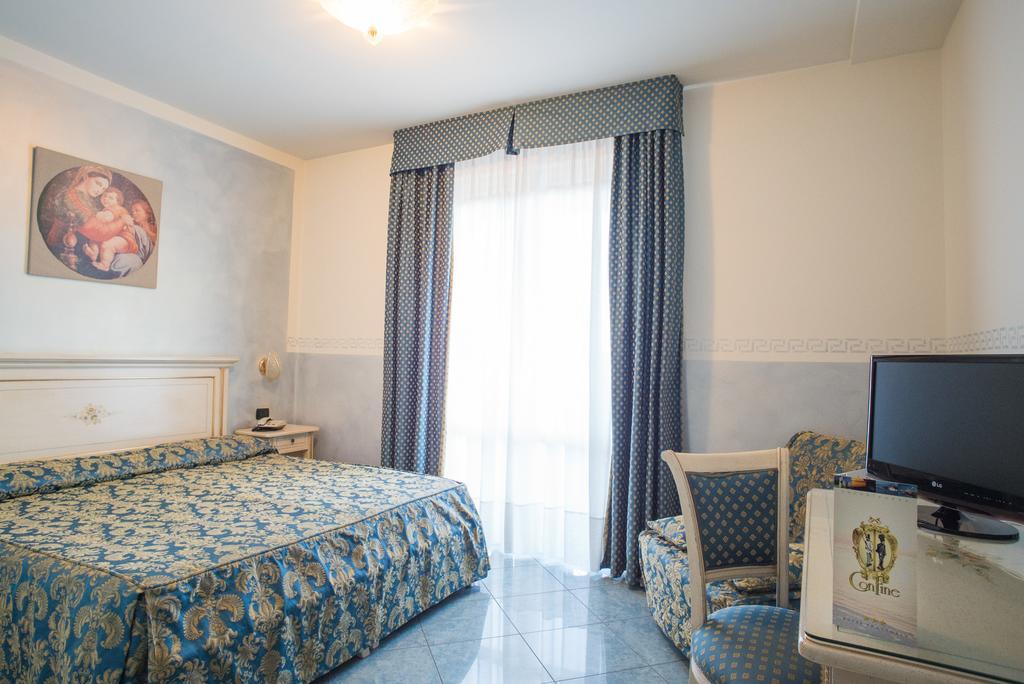 Hotel Confine Colà Dış mekan fotoğraf