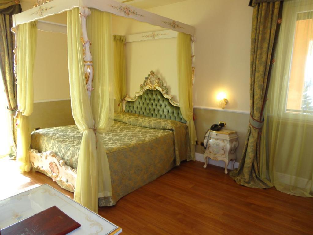 Hotel Confine Colà Oda fotoğraf