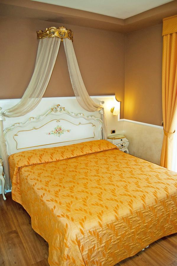 Hotel Confine Colà Dış mekan fotoğraf