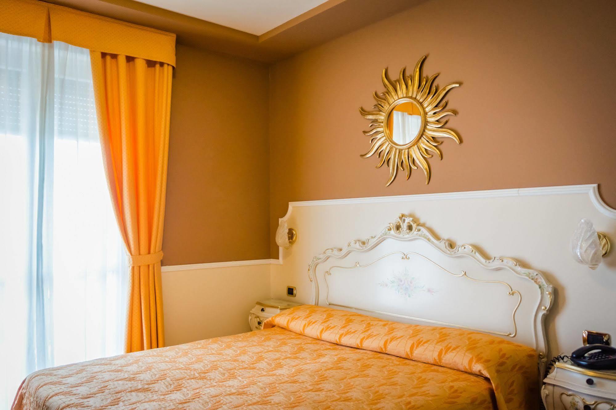 Hotel Confine Colà Dış mekan fotoğraf